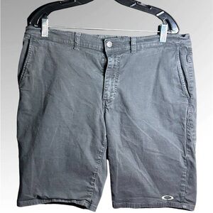 Men’s Oakley Chino Shorts 36 Grey Flat Front